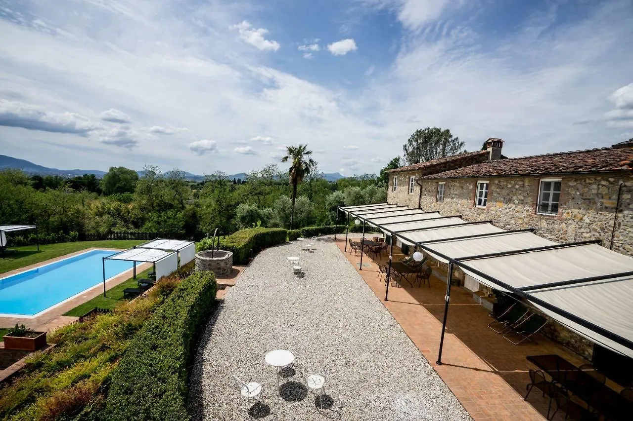 Appartamento Con Magnifica Vista E Piscina contacts